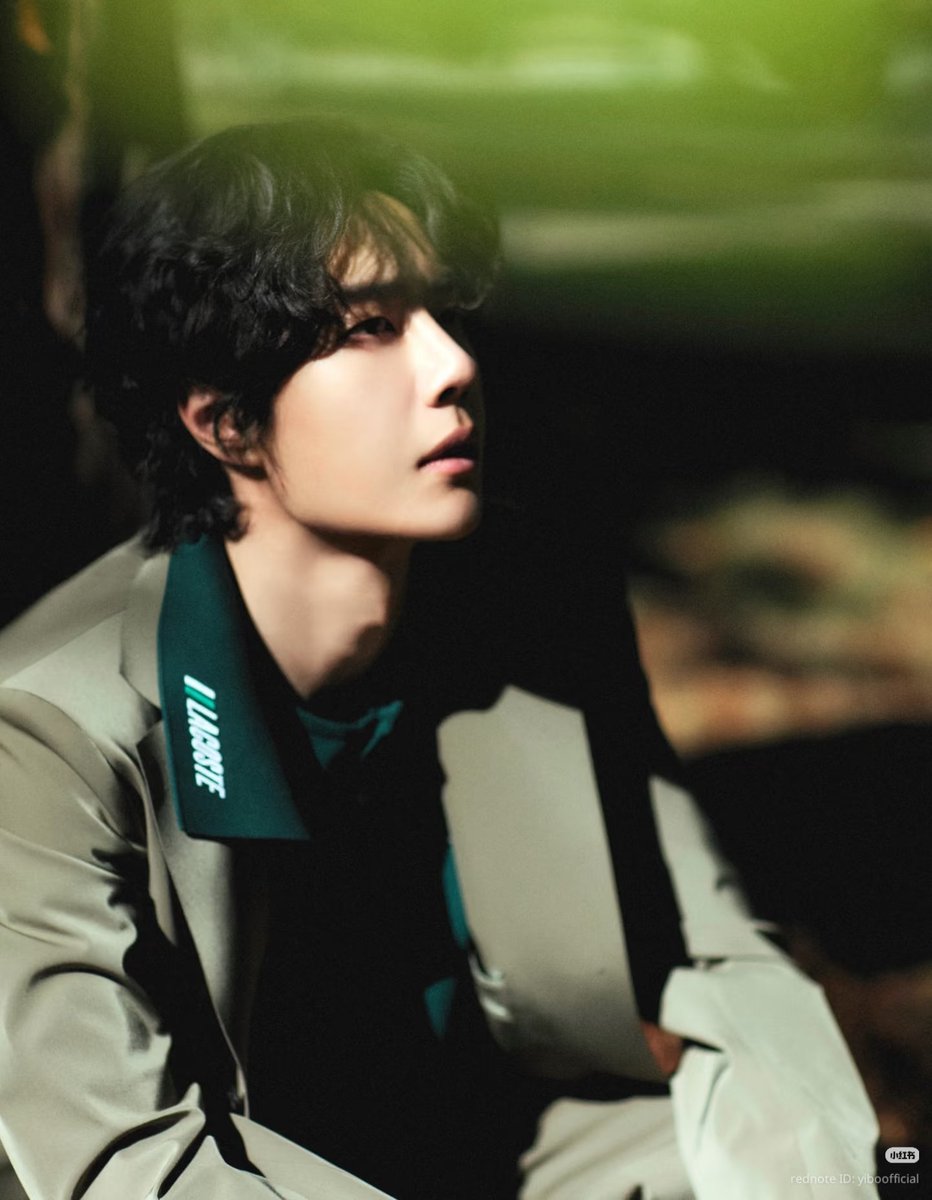 envyofyibo's tweet photo. 🔥#WangYibo Trending in Weibo Main Hotsearch with 3 HS

•王一博赛车纪录片
Yibo new ongoing project is racing documentary

•LACOSTE大秀
Yibo attends #LacosteSS27

•王一博cos赔笑表情包
Yibo new photo resemble a meme

WANG YIBO LACOSTE PFW SS27
#WangYiboxLacosteSS27 #LACOSTE https://t.co/54w6K6VfnG