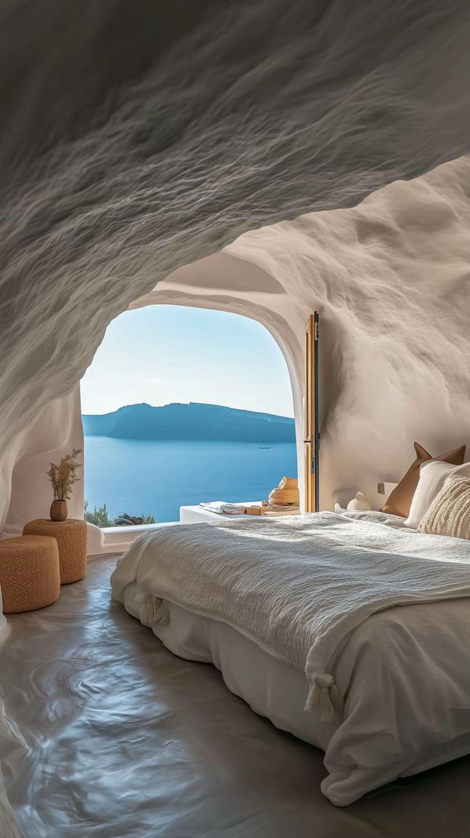 viewsoff's tweet photo. Greece 🇬🇷 https://t.co/OHvfXQpHlx