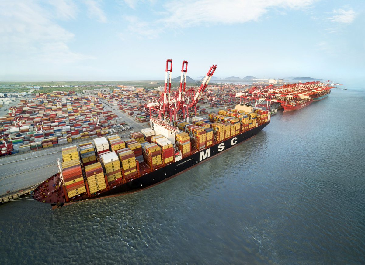 container_news's tweet photo. #MSC expands #megamax #newbuilding #programme
https://t.co/jypuIClJ5v https://t.co/n6r6o8KYms