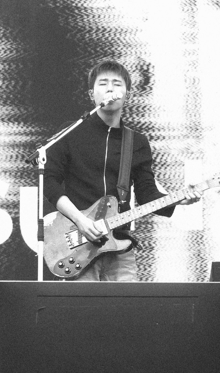 KSK_official's tweet photo. [💌]

김성규 <2026 BIRF> EARLY BEHIND PHOTO

시민둥이 여러분에게 먼저 공개할게요💕 

#김성규 #KIMSUNGKYU
#BUSANINTERNATIONALROCKFESTIVAL #부산국제록페스티벌 https://t.co/acLy9HuzgC