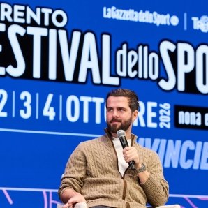 Juventus_Brasil's tweet photo. Pjanic, um dos convidados do Festival dello Sport, falou sobre Allegri: 

- Todos os jogadores daquela Juve só têm boas palavras para Allegri. Ele é um grande treinador.

Algumas vezes, as críticas a ele são injustificáveis. 

Aquele ano de sucesso (2017), muito é graças a ele https://t.co/3UYq7l1H0G