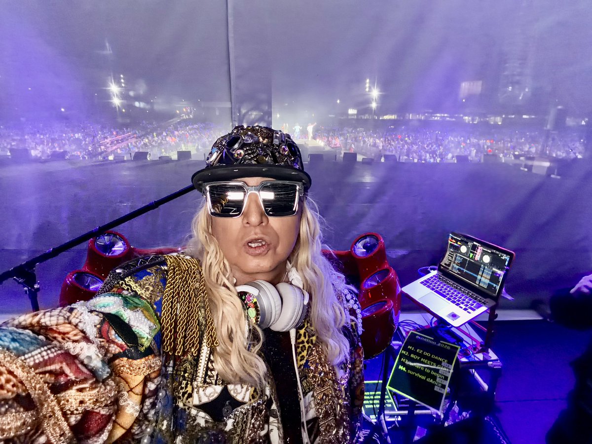 DJKOO_official's tweet photo. a-nation 2026
秋開催のエイネ!皆さん楽しんでもらえましたか!!
今年も最高の景色を見せてもらいました!!
DJ Boothからの絶景です!!
全ての皆さんに!!
心から感謝 DO DANCE!!
#anation
#TRF
#DJKOO https://t.co/JqVuNcPCs9