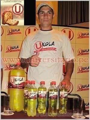 reventaticket's tweet photo. Se acuerdan cuando sacaron su gaseosa y no se compraba ni para limpiar la taza del baño? 😂😂😂😂

No les quedó otra que empezar a copiar todo lo q hace alianza 🥑 https://t.co/sSwppTREPN