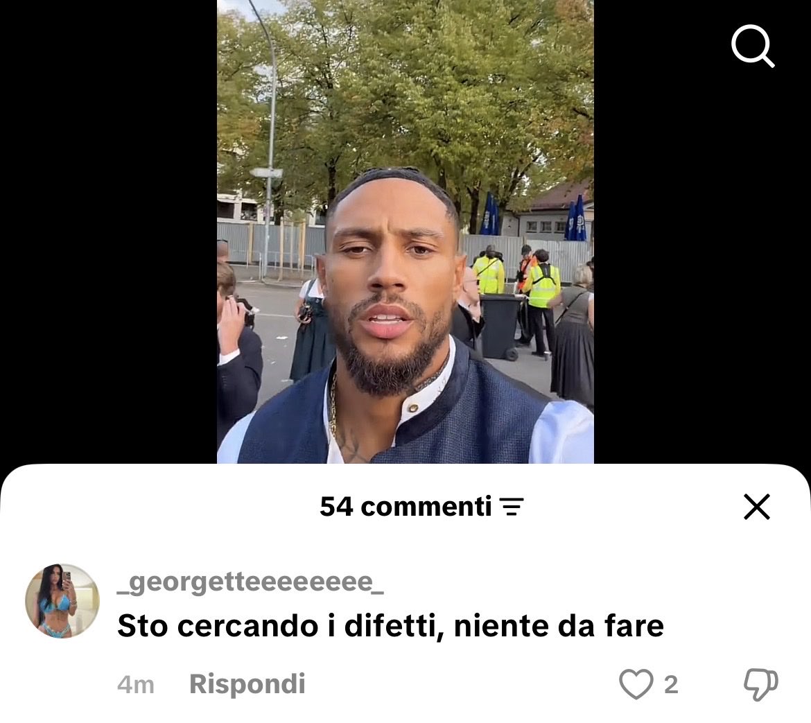 OhhFra__'s tweet photo. boh picchia le donne ma niente di che l’importante è che abbia carisma https://t.co/PLXL6AIxjw