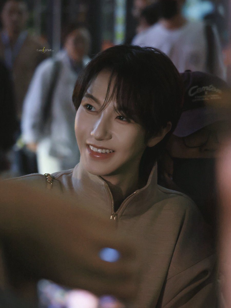 Mi0323star's tweet photo. 261002

#RENJUN #仁俊 #런쥔 #ロンジュン #NCTDREAM https://t.co/yq7vRVgLg8