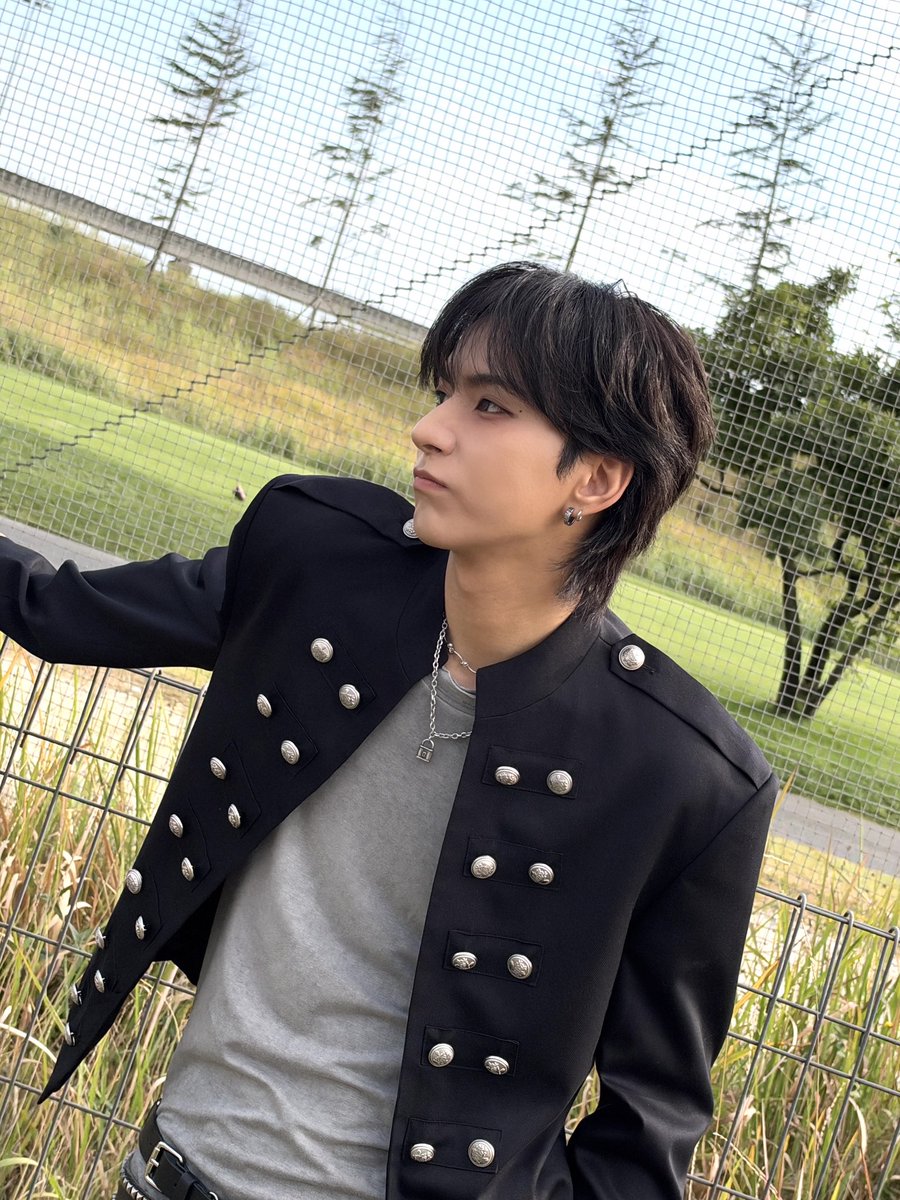 odechhichi's tweet photo. #katasumi
🦊 hari ini hairstyle, makeup, dan outfitnya bagus pol
🦊 📷
🦊 📷

💜____💜 https://t.co/pWFepnASaS