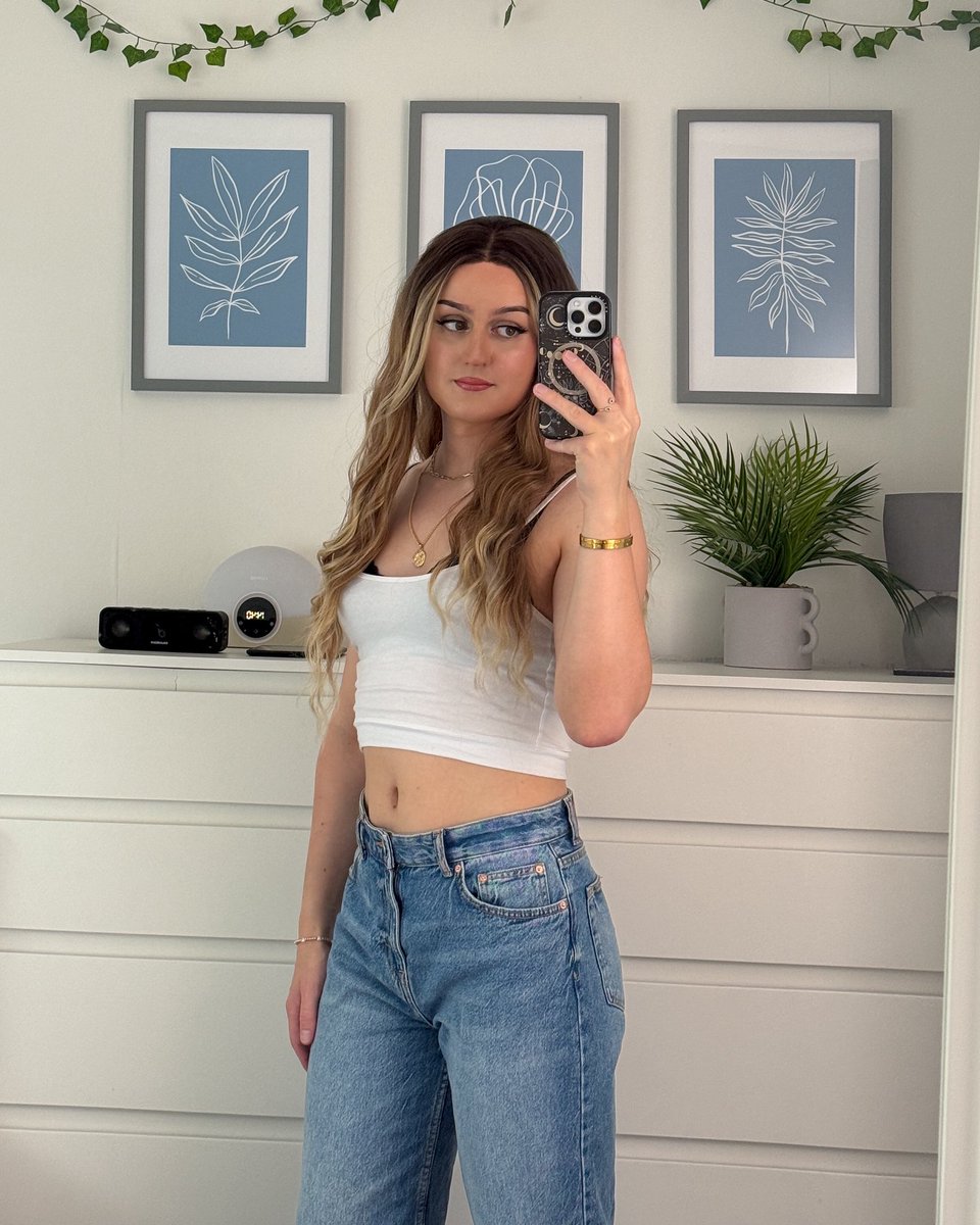 dannifreya's tweet photo. Hey everyone, long time no see 😊 https://t.co/hw4eGs1Knv