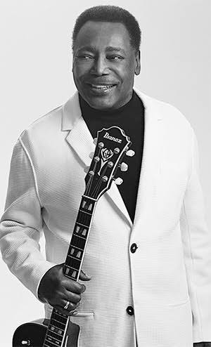 Smooth981FM's tweet photo. #NP Breezin - @GBguitar
on #SundayBrunch981 with @dopeboiy
Listen Live: https://t.co/MN0iYyhDFi
β€ππ€
#Smooth981 #LoveMusic #LoveLife #SmoothFmLagos https://t.co/fRqpOu6Jhl