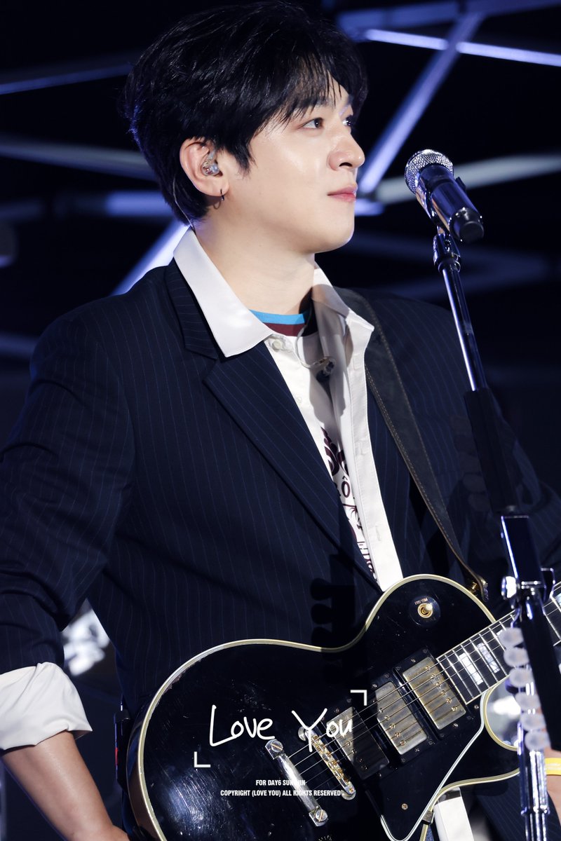 love_u_116's tweet photo. 261004 #성진 #DAY6 #SUNGJIN https://t.co/2ksXHeeXhk