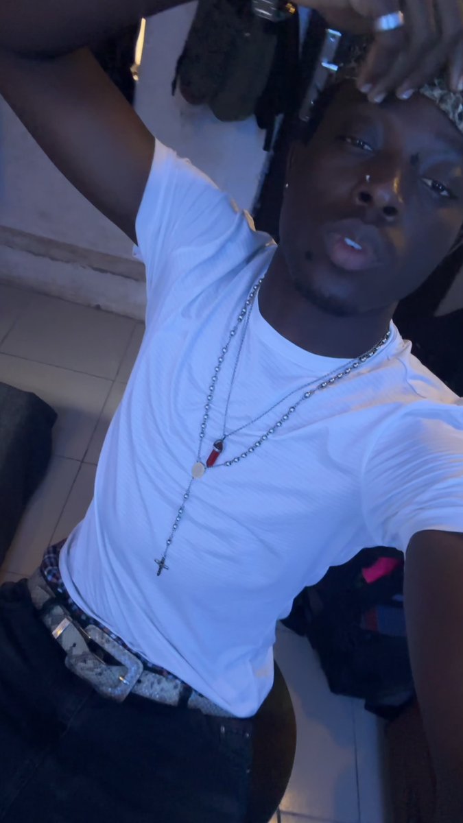Jorgieverse's tweet photo. Heyyy https://t.co/oLAtRjvK5x