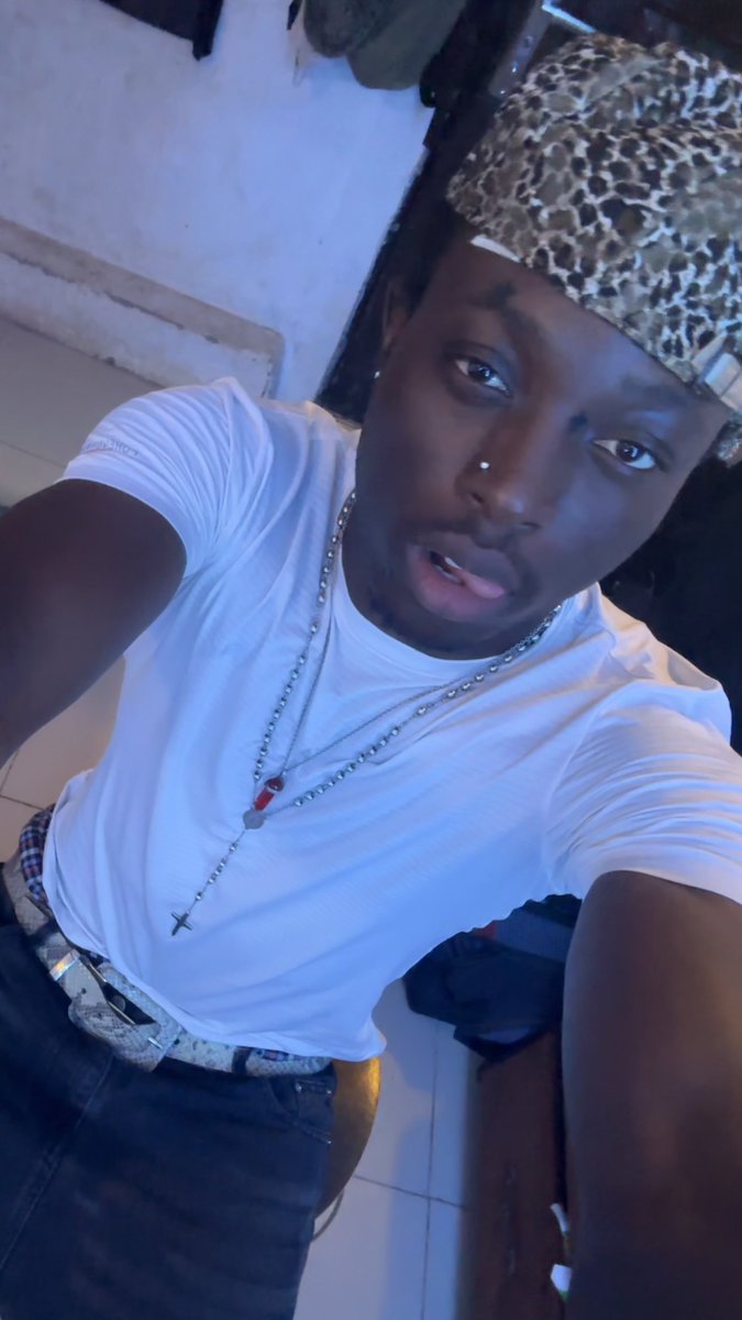 Jorgieverse's tweet photo. Heyyy https://t.co/oLAtRjvK5x