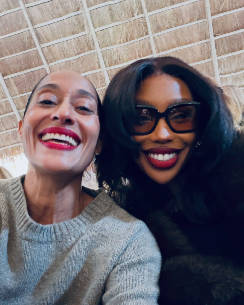 AlexisDreamSoul's tweet photo. Tracee Ellis Ross &amp; SZA

IG: traceeellisross https://t.co/5C3zA2A5w2