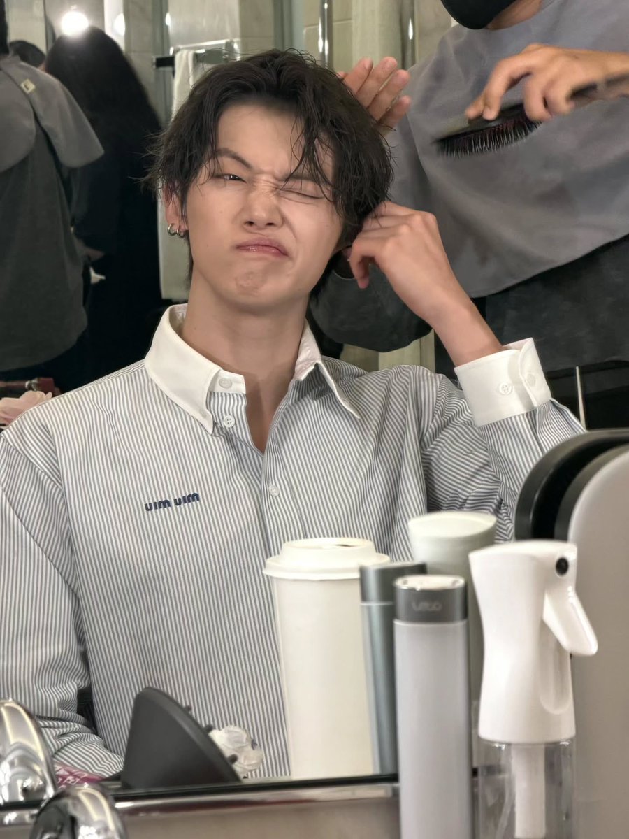 translatingTXT's tweet photo. [261004] #yeonjun (@.yawnzzn) instagram 

“bonjour

@.MiuMiu #MiuMiuSS27 #MiuMiu” https://t.co/LBC31KQW0J