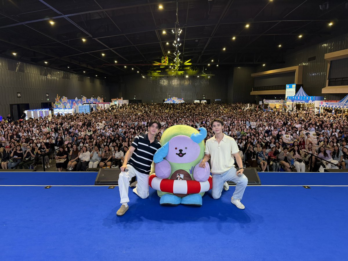 GmmtvShop's tweet photo. จิมมี่ - ซี และ AVOCEAN ขอบคุณทุกคนที่มาร่วมกิจกรรม Fan Sign ในงาน GMMTV FANIVAL 2026 : Happy Family นะครับ

@jimmyyjp_ @Sea_tawinan
@avocean_GMMTV 

#GMMTVFANIVAL2026HappyFamilyxJS
#GMMTV https://t.co/pBqZz47kdR