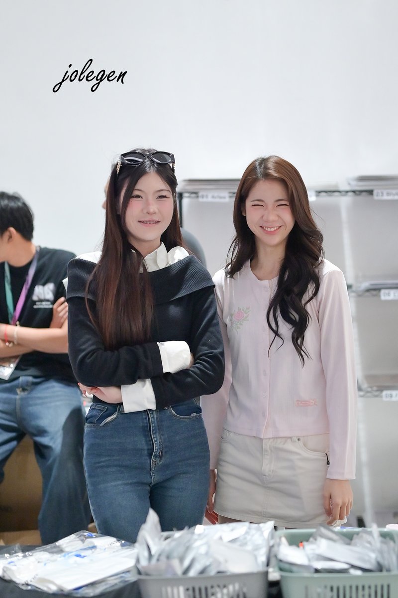 KLapirattanakul's tweet photo. #RoseBNK48 #FameBNK48 #BNK48CGM48FanFestival2026 #jolegen https://t.co/G2U5McW1ah
