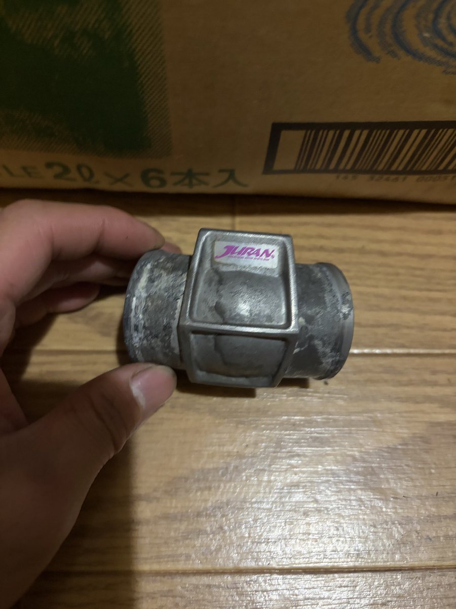 pnpnbrz's tweet photo. 売ります！！
•BRIDEシートレール FOタイプ
  8B用　LowMAX T901FO
  10000円
•JURAN サンドイッチブロック
  2500円
•JURAN 水温センサーアタッチメント
  2000円
北海道から着払いで送ります。
詳細送るので気になる方連絡ください🙇
#zn6 #zc6 https://t.co/bY3Z3tlHbT