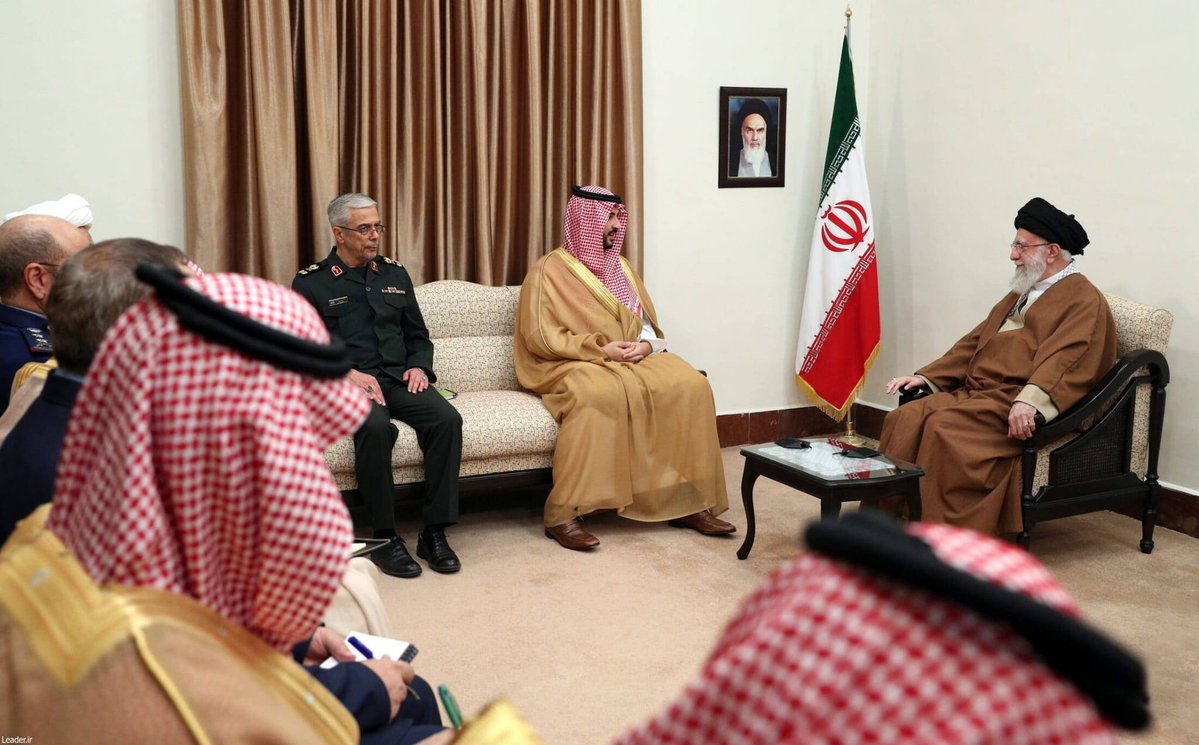 0dGi4's tweet photo. @Ahmadddd1wr @4vdxu @IRIMFA_AR @KSAMOFA كسمك  انته وايران ياعاطل https://t.co/yuoecHiLGZ