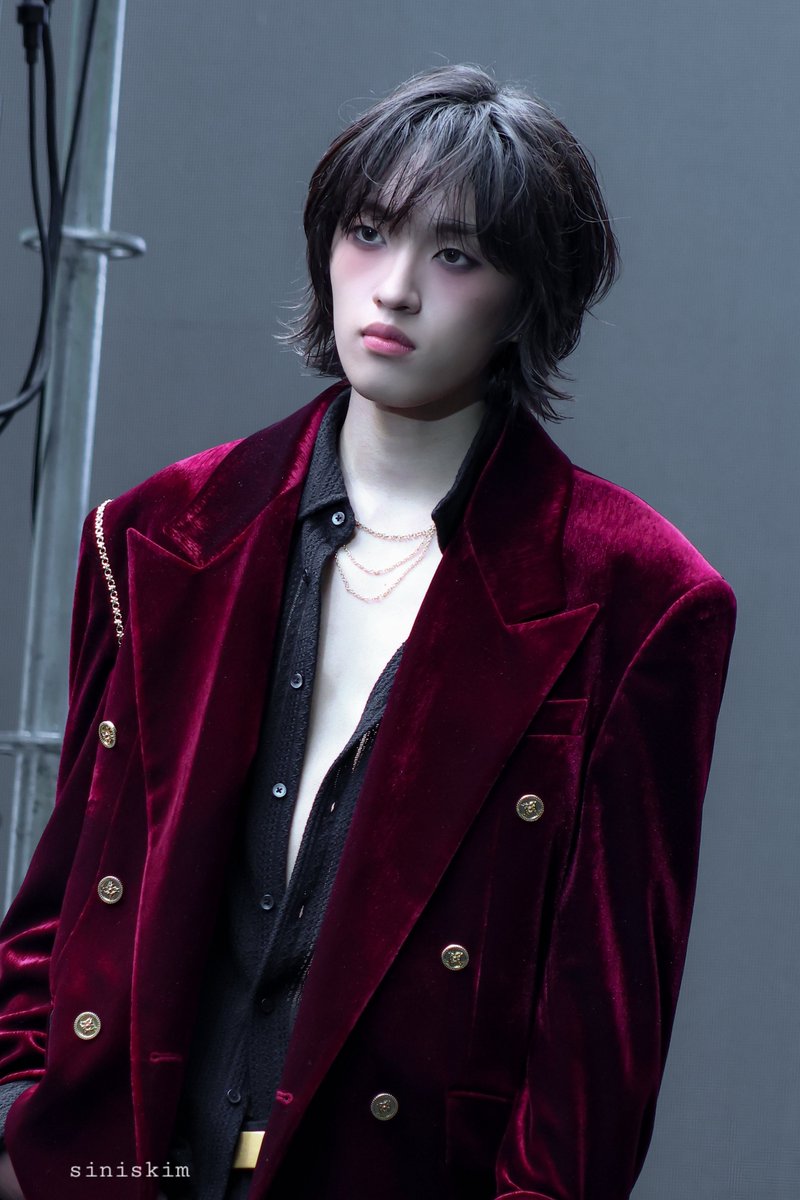 nihsmikk's tweet photo. #김신 #오늘의신 https://t.co/AitjzXSkMH
