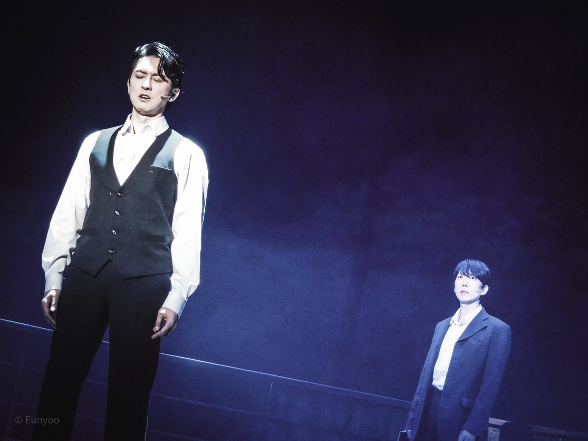 Eunyoo_pic's tweet photo. 2026.10.04(일) 🌙
뮤지컬 곤투모로우
스페셜 커튼콜 '죽어 얻는 삶'
￣
김옥균 역 #강필석
한정훈 역 #김재범 https://t.co/bVS4yqCRyo