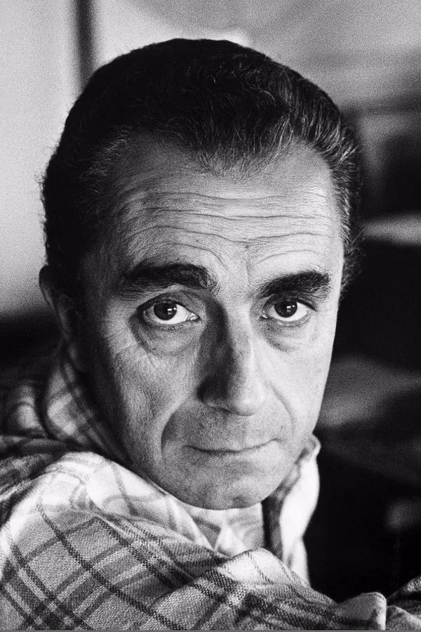luceavva's tweet photo. Fellini
Rossellini
De sica
Michelangelo Antonioni https://t.co/J5HDwTlgov