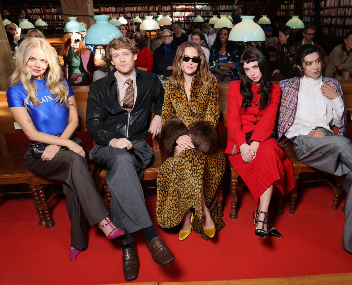 lavoirmagazine's tweet photo. A star-studded affair at Valentino Spring/Summer 2027 today, as the Maison returned to the Paris calendar with an international front row for Alessandro Michele’s latest ready-to-wear outing. https://t.co/vVKgNXysK4