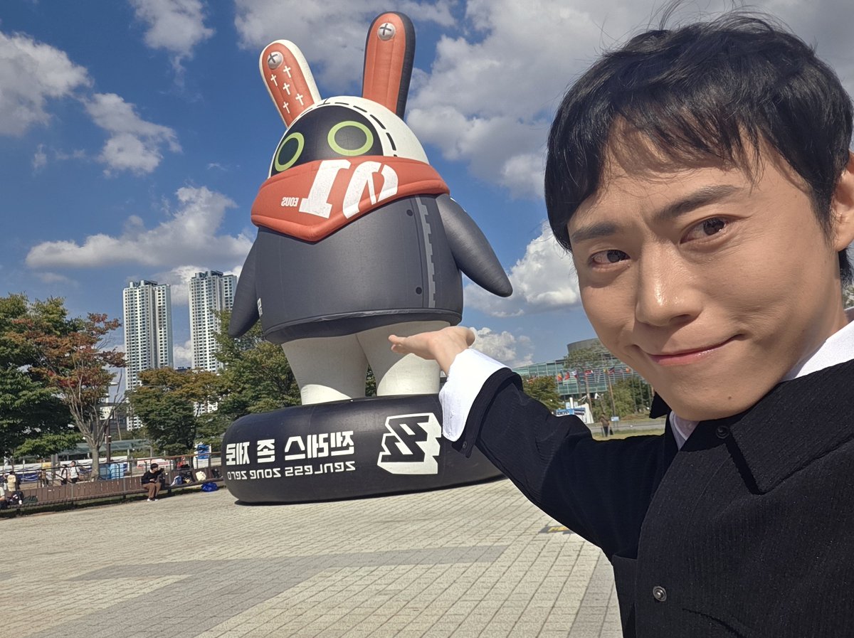 Dw10Justice's tweet photo. HOYOLAND 3년째 개근중! 
현장의 열기와 팬분들의 애정을 느낄수 있었습니다!

#hoyoland
#호요랜드 https://t.co/Xz56oBFML9