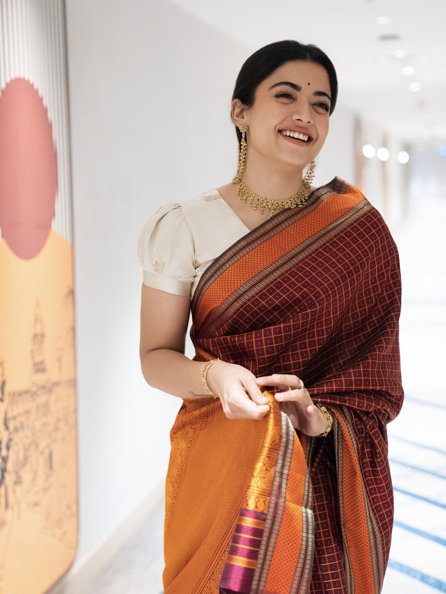 iamRashmika's tweet photo. Eternally grateful for this blessing of an opportunity! 🤍 https://t.co/epnkcpXSCe