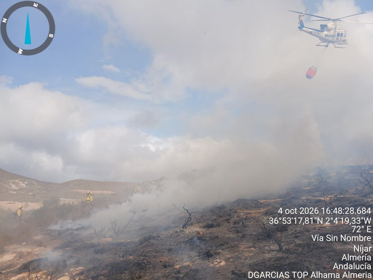 Plan_INFOCA's tweet photo. 🔴 DECLARADO #IFNíjar (#Almería), paraje Cortijo del Fraile.

MEDIOS ACTIVADOS:
🧑‍🚒 2 grupos de bomberos forestales, 1 técnico de operaciones
🚁 1 semipesado https://t.co/CNSuRTfvXA