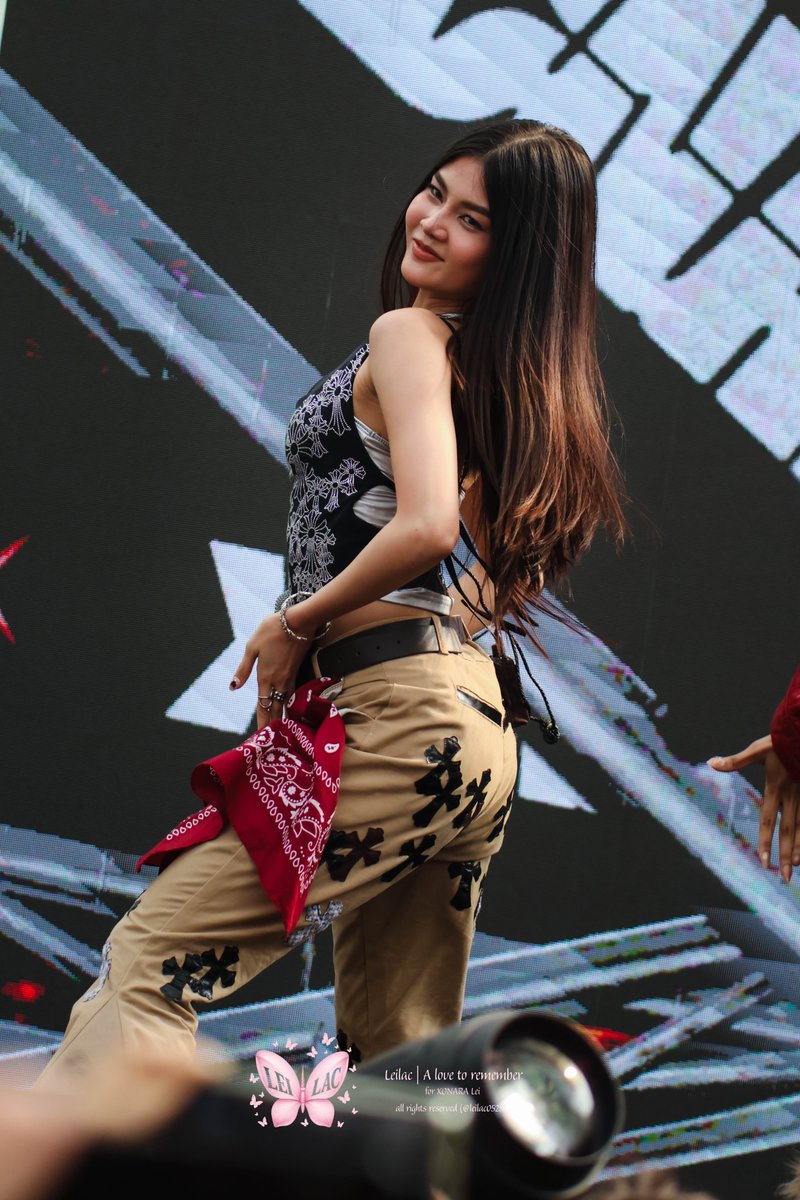 leilac0525's tweet photo. 261004 XONARA LEI 

XONARA AT MUSIC MATTERS    

#LEI #XONARA_LEI #XONARA
#MusicIsUniversal #XONARAinSingapore https://t.co/ufbPpZACQs