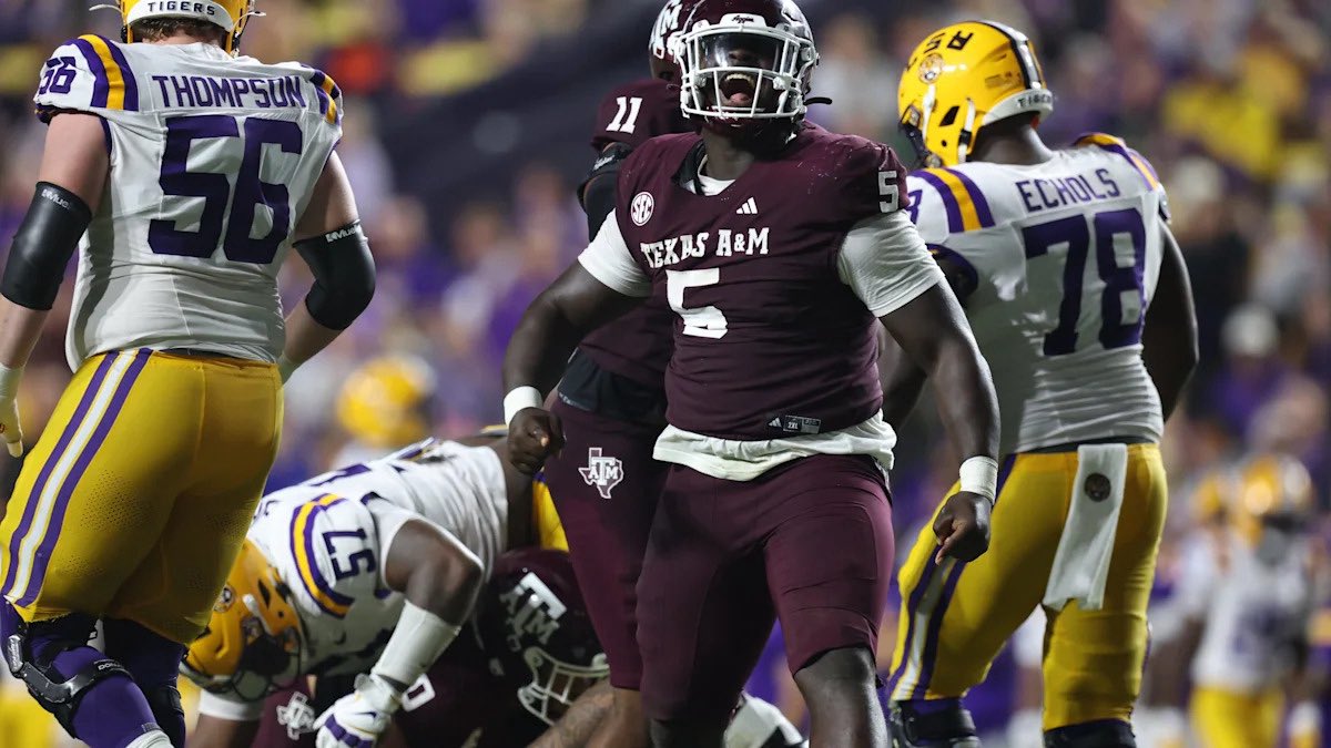 jeremiahmark44's tweet photo. #AGTG!!! After a great game day visit with @TonyJerodEddie @Coach_E_Rob I’m blessed to receive an offer from @AggieFootball !!!! @CoachStoneO @CoachMikeElko 🙌🏽

 @LawrencHopkins @CoachStogner @CoachTS73 @MilliAthGroup @Coach_CJBailey https://t.co/8sT0gwLsrT