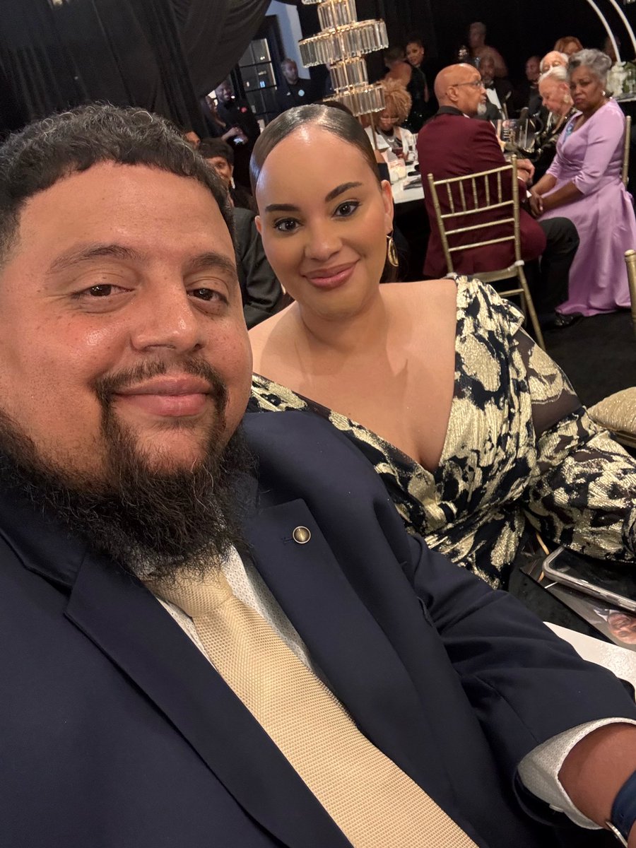 NOLAJAY52's tweet photo. Me and my wife clean up pretty damn well #GalaTime #LiveTheLegacy 

This was an amazing event filled with Black Success and Love 💙. It was so amazing to see so many Legends in one room. We had a 💥 https://t.co/AF8Wo86HVA