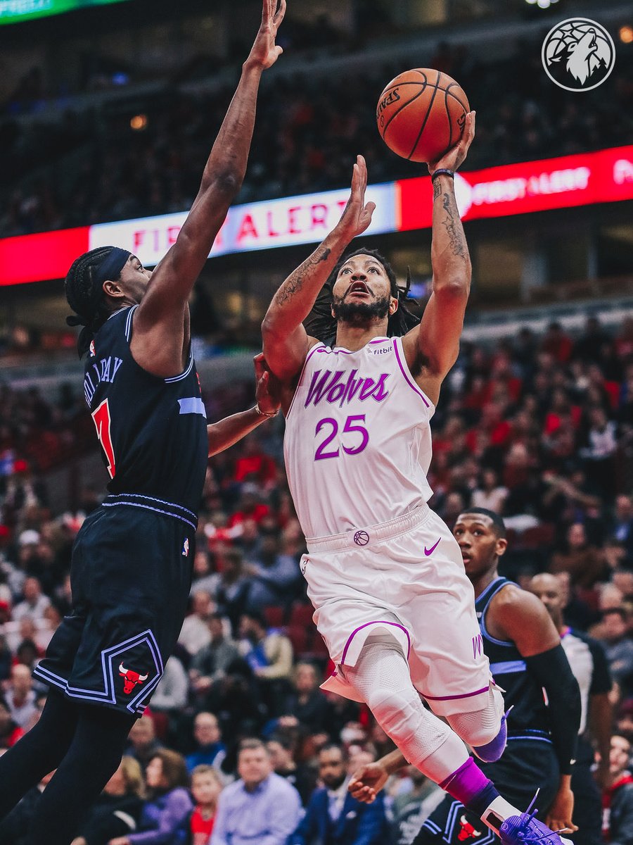 Timberwolves's tweet photo. HAPPY BIRTHDAY, D-ROSE! 🎂 https://t.co/MZlraEES3N