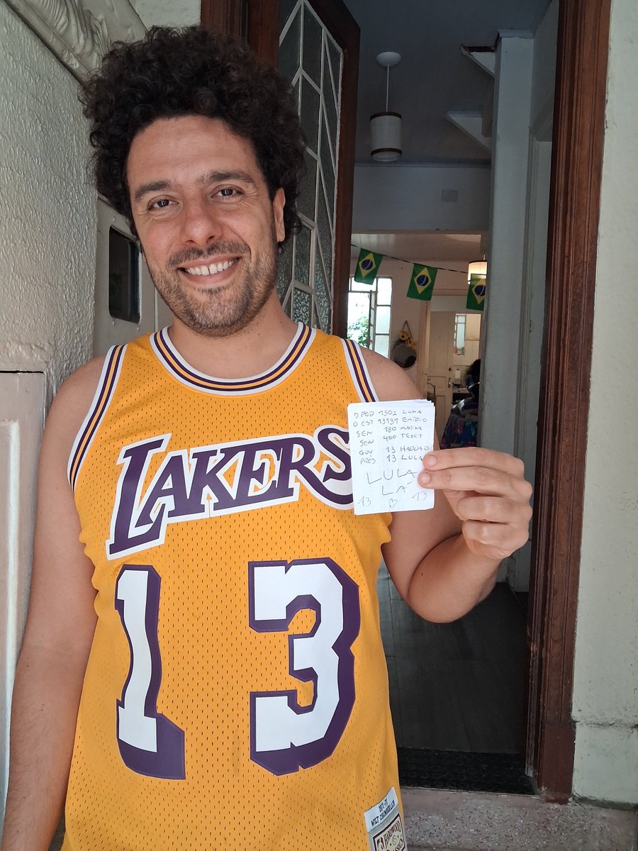 FiruBR's tweet photo. Bora vota

Contra o entreguismo. Por um projeto de Brasil
E sempre, sempre, sempre contra os fascistas e a favor do povo brasileiro https://t.co/RPYiOFxlK6