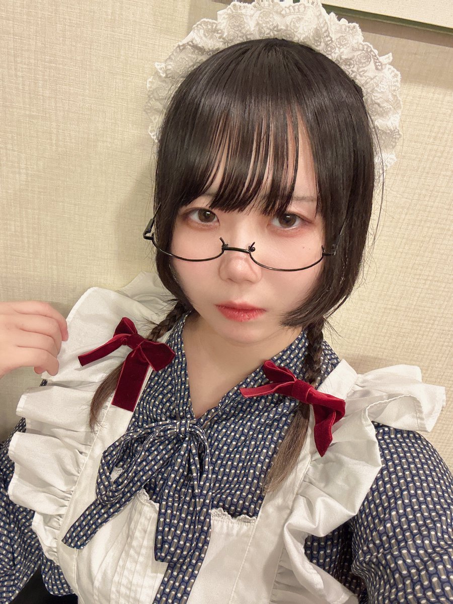 _kyuk_'s tweet photo. 本日〜感謝ァ〜
ﾏﾀｰﾘ？と思いきやたくさんの人間たちに出会えて幸✌️早くから猥談が盛り上がっていてみんな元気だねぇと思うなど、、、ちなみに私は"コスプレは一部分が残ってれ��OK派"ですね
ごはんもお土産もありがとうだよ‼️
次回は10/9(金)におります🎶冥土戦国時代直前営業‼️‼️ https://t.co/XvCHrCOHVB