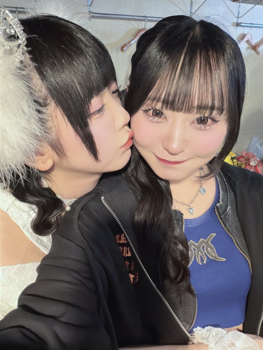 YUUNA_KMITC's tweet photo. 一緒にデビューして活動できて本当によかった！ずっとだいすきだよありがとう⭐️ https://t.co/NG81iv7qLl