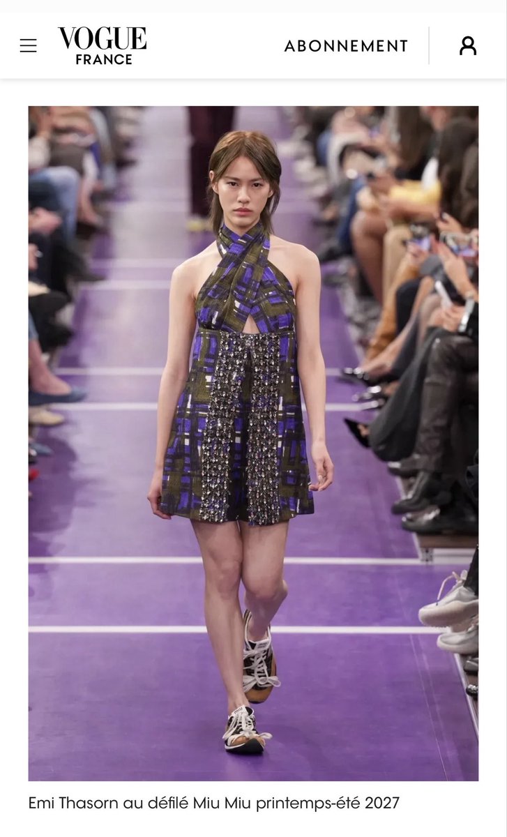 hermiezW's tweet photo. @VogueFrance She’s Emi Thasorn🥹✨

#EmiThasorn1stPFWRunwayForMiuMiu 
#MiuMiuSS27 
#MiuMiu @MIUMIUofficial 
#emiamily @emiamily https://t.co/jEuBp4h0nG