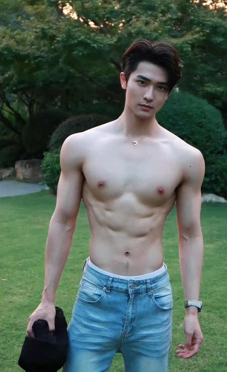 Actzoon's tweet photo. Chen Zhaoyi 🥵🫣 https://t.co/UAPHKImR0A