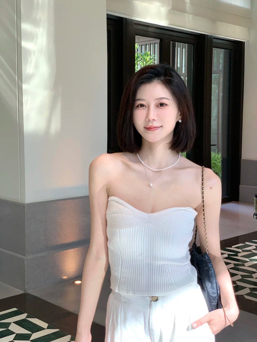 ayaka_012955's tweet photo. 发现新世界的大门  但是不知道怎么玩！有人愿意手把手教我么？ https://t.co/j8ZTmtGueD