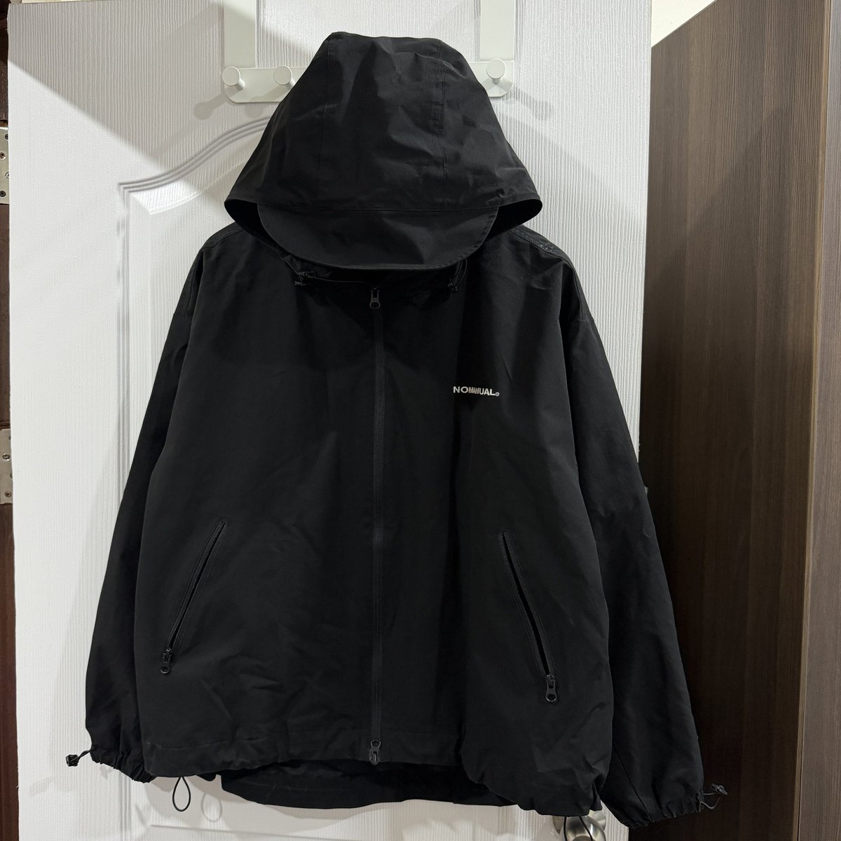 Octoberstuff's tweet photo. 🥟 ´ NOMANUAL PENON WIND SHELL - BLACK
ผ้าร่มอย่างดี ไนรอลมีฮู้ดหมวก สวยเลย
สภาพ (10/10) size : อก 52 ยาว 26
price : 499 รวมส่ง
#พรีออเดอร์เกาหลี #��ล๊ะตู้เสื้อผ้า #ส่งต่อเสื้อผ้า #aeae #ส่งต่อstylist #ส่งต่อcintage #nomanual https://t.co/Zw4lKGv7T3