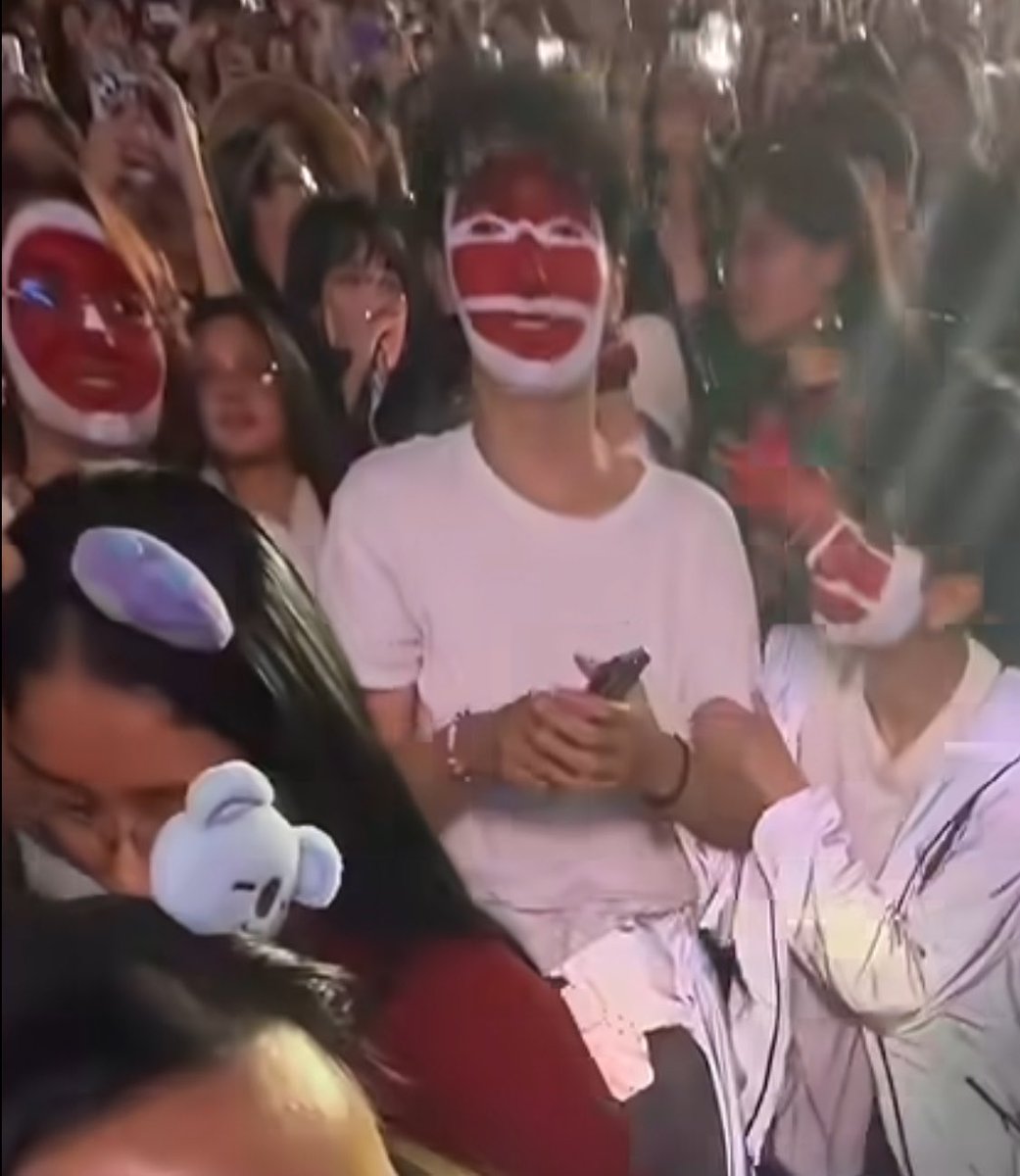 Zeroohclock_'s tweet photo. The ARIRANG logo IM CRYIEBBSBS https://t.co/j44GPIraVE