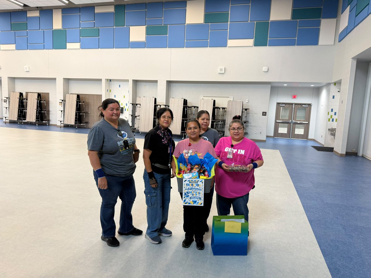 MissionPTO's tweet photo. 🧹✨ Happy Custodial Day, Mission Elementary! ✨🧹Today we want to give a special THANK YOU to our amazing custodians who work hard every day to keep our school clean, safe, and welcoming for our students, staff, and families. 💙 Happy Custodial Day! https://t.co/ti4wfmff26