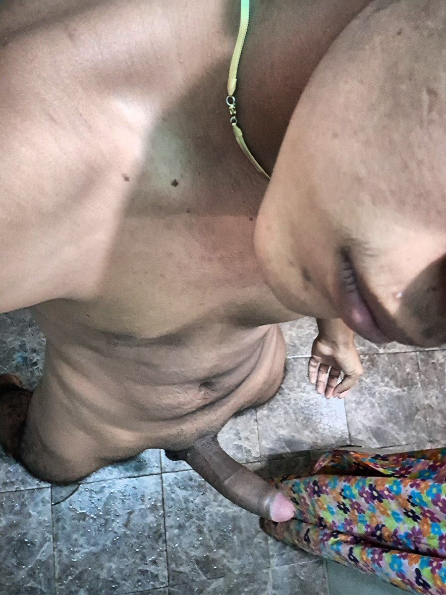 Choco_Vergon's tweet photo. Mi enorme pipí🔥😈 https://t.co/IwKb68AzF0