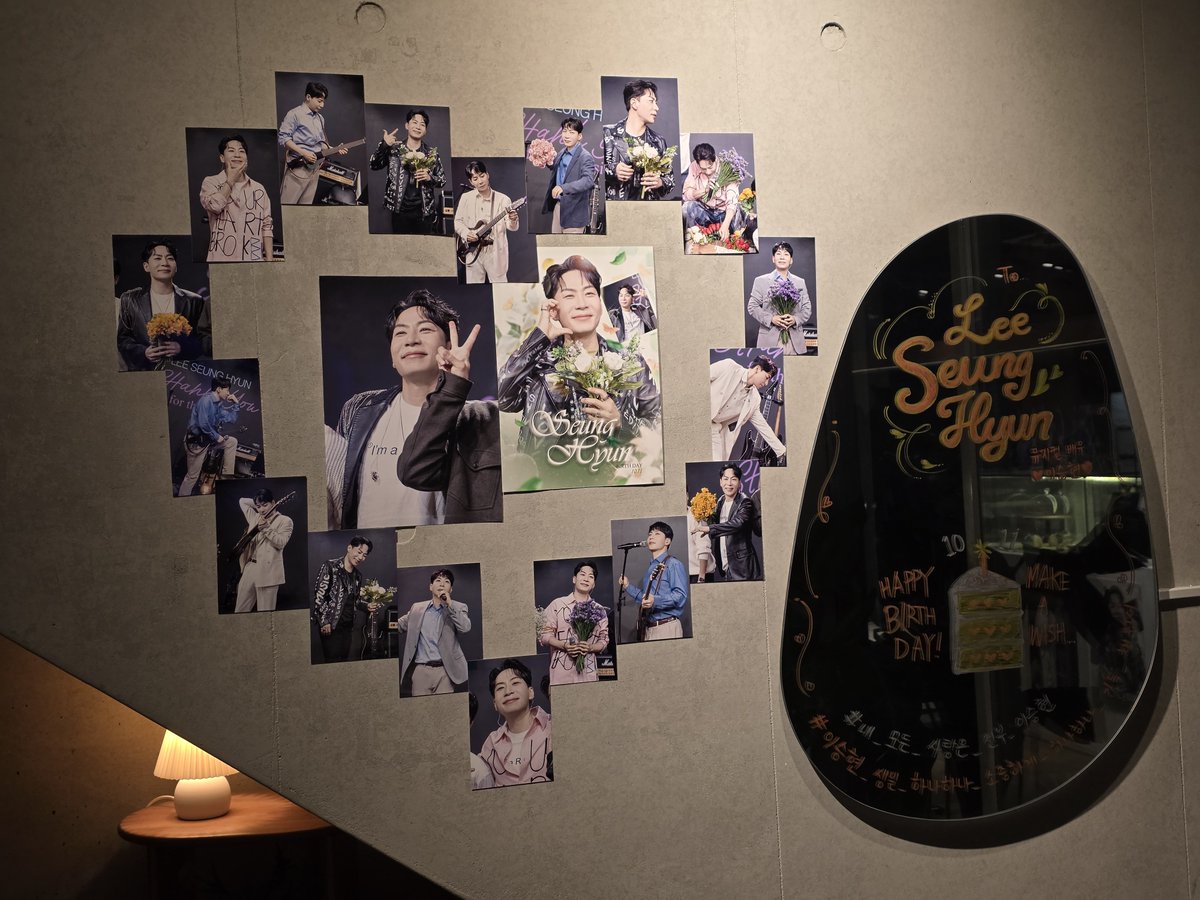 CupHolder_LSH's tweet photo. #이승현_생일_하나하나_소중하게_하나하나_가득_채워서
#내_모든_사랑은_전부_이승현 https://t.co/2ap4qYA5DW