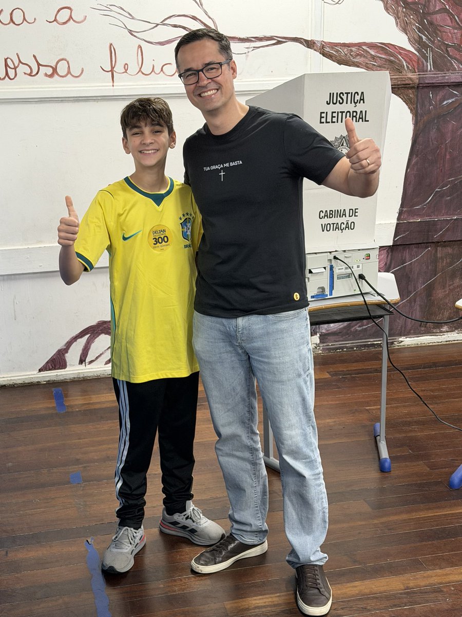 deltanmd's tweet photo. “E disse-me: A minha Graça te basta, porque o meu poder se aperfeiçoa na fraqueza.” 2 Coríntios 12:9 https://t.co/HE0tbZxIwJ
