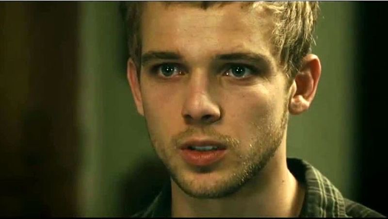 mxndii's tweet photo. horror movies used to have max thieriot in them… what happened to our society https://t.co/mjKzeHG6Y7