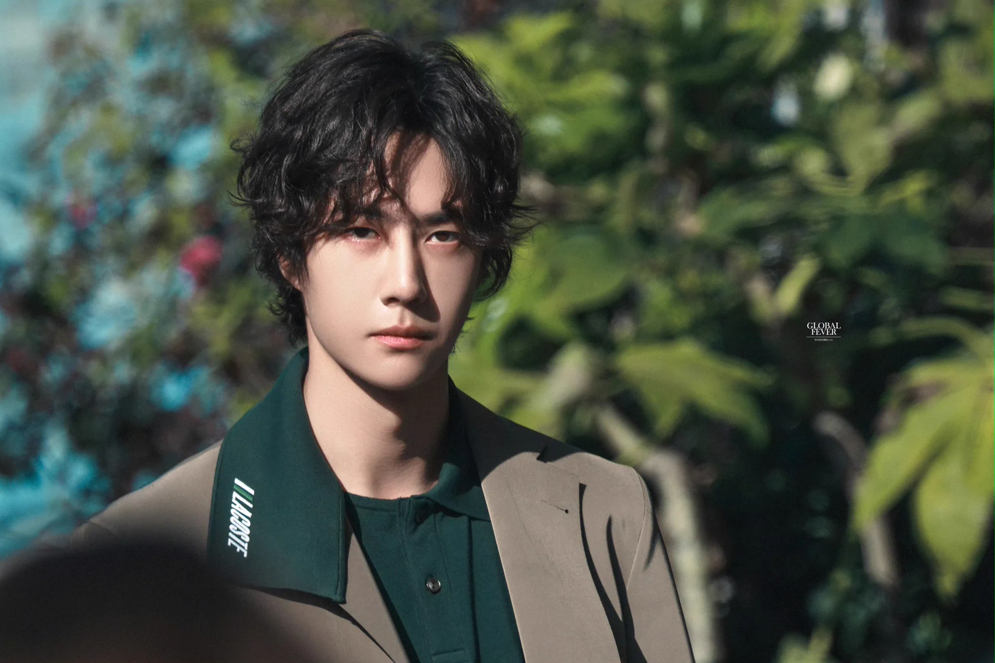 夕顔🦁🐰. в X: „261004 王一博×PFW こちらへ歩み来る3連続カット