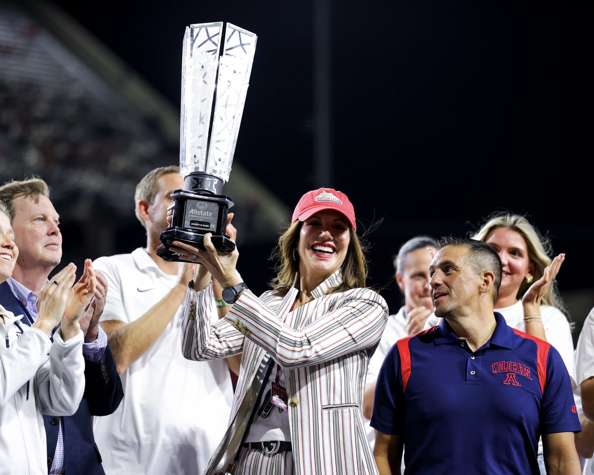 Big12Conference's tweet photo. The 2025-26 @Allstate Big 12 Commissioners Cup is HOME 🐻⬇️

Congratulations to the Arizona Wildcats! https://t.co/cgdJEtoab3