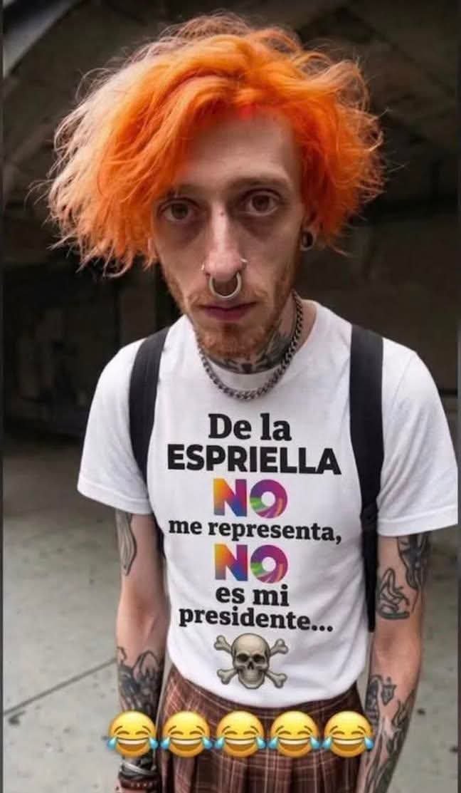 Alexmorales's tweet photo. @CLARIHESO @nilsonagu Hay que sacarlo.... Jajajajaja https://t.co/nRycmWPPz7
