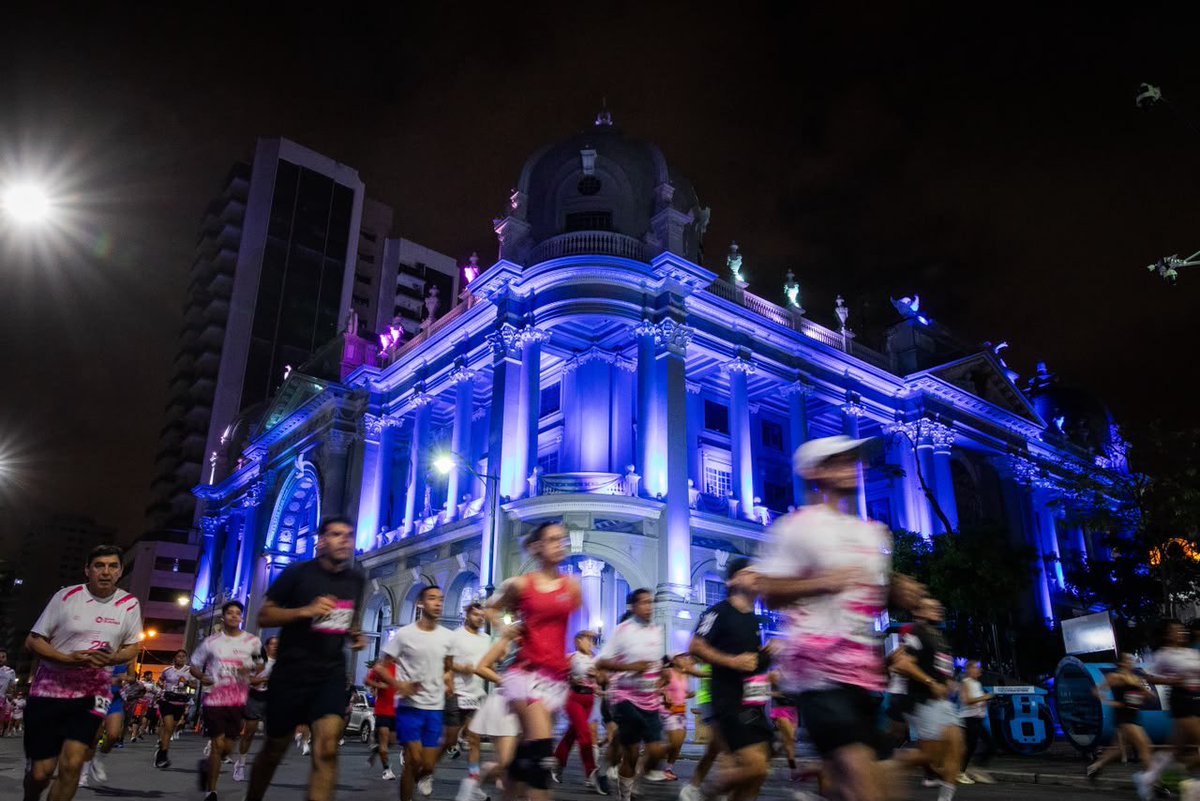 alcaldiagye's tweet photo. 🏃‍♂️ 1.500 atletas locales, nacionales e internacionales hicieron de la Maratón de Guayaquil 2026 una verdadera fiesta deportiva, recorriendo la ciudad en distancias de 5K, 12K, 21K y 42K, con categorías generales, por edades y adaptadas.

Bajo la visión del alcalde @aquilesalvarez y alcaldesa (S) @taticoronelf , Guayaquil celebra sus 206 años de independencia promoviendo deporte, integración y grandes experiencias que fortalecen su legado como Capital Americana del Deporte 2026.

#GuayaquilEsLibre #ObraDeAquiles #GuayaquilNoSeDetiene