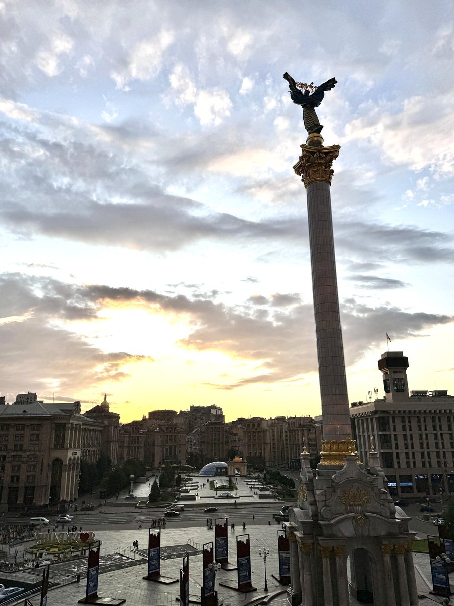 FranceenUkraine's tweet photo. The Embassy of 🇫🇷 in 🇺🇦 joins the following statement: 

Heads of Mission in Kyiv take note with concern of the Russian MFA's threat against diplomats and foreign citizens in Ukraine. 

Russia is bound by the Vienna Convention and international humanitarian law.

We stay in Kyiv. https://t.co/uAdsFAwi7i